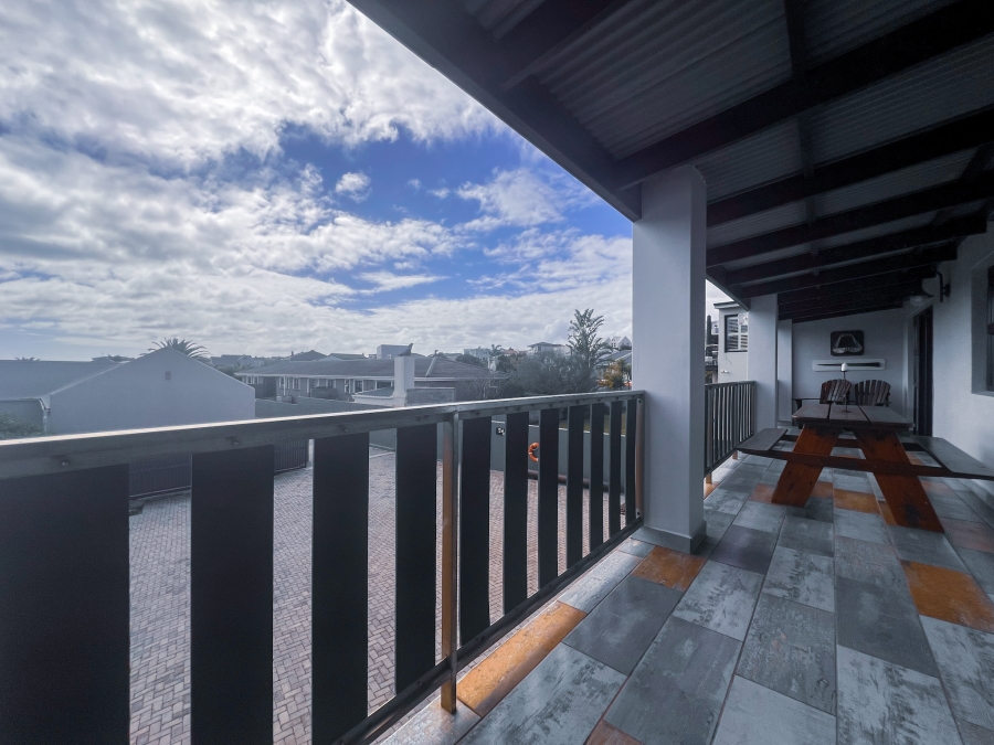 5 Bedroom Property for Sale in Myburgh Park Western Cape